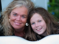 Erin & her favorite girlfriend - daughter Lily - at the beach